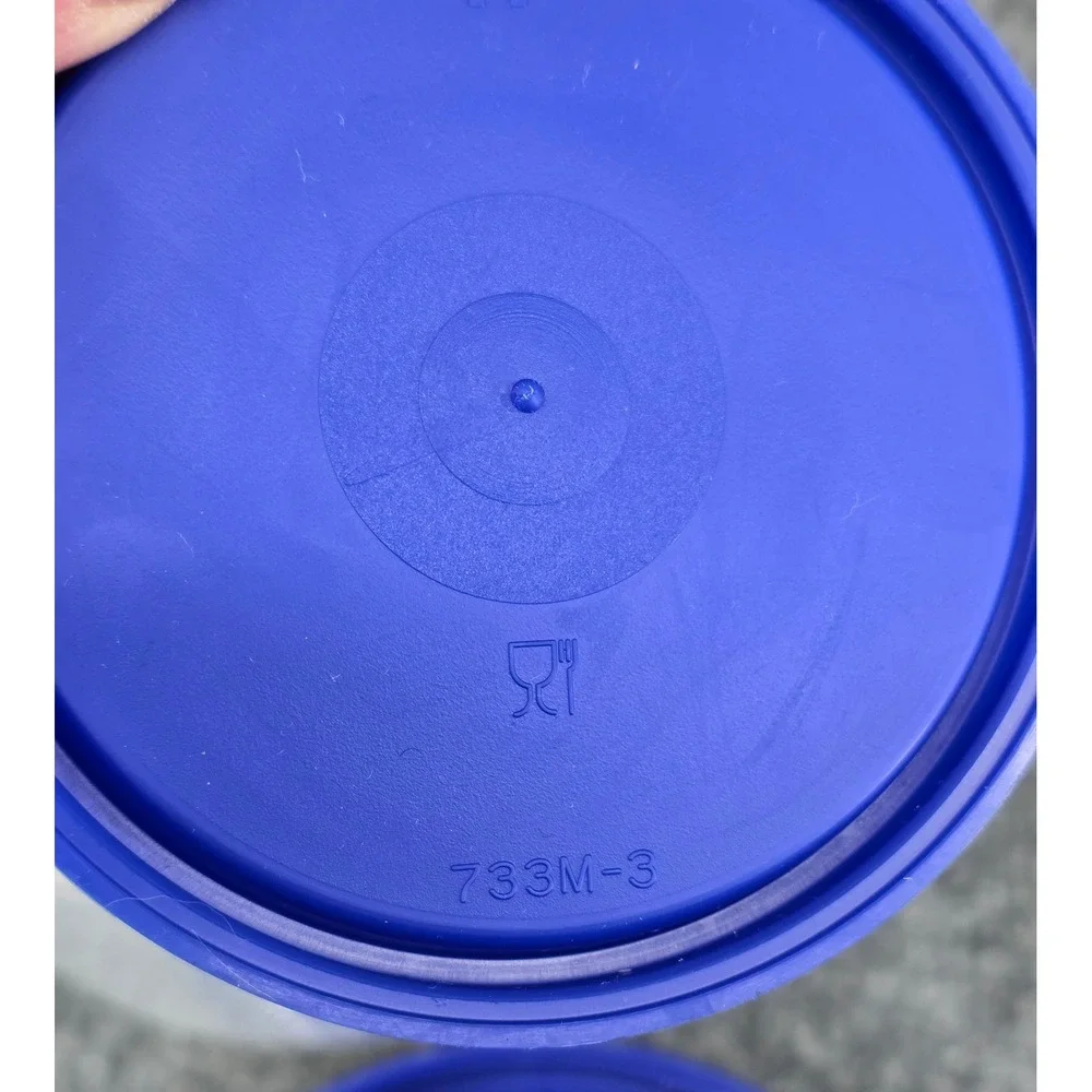 Vtg Tupperware Mix-N-Stor Measuring Pitcher 8 Cup 2L Blue 1629 2-Piece Lid USA